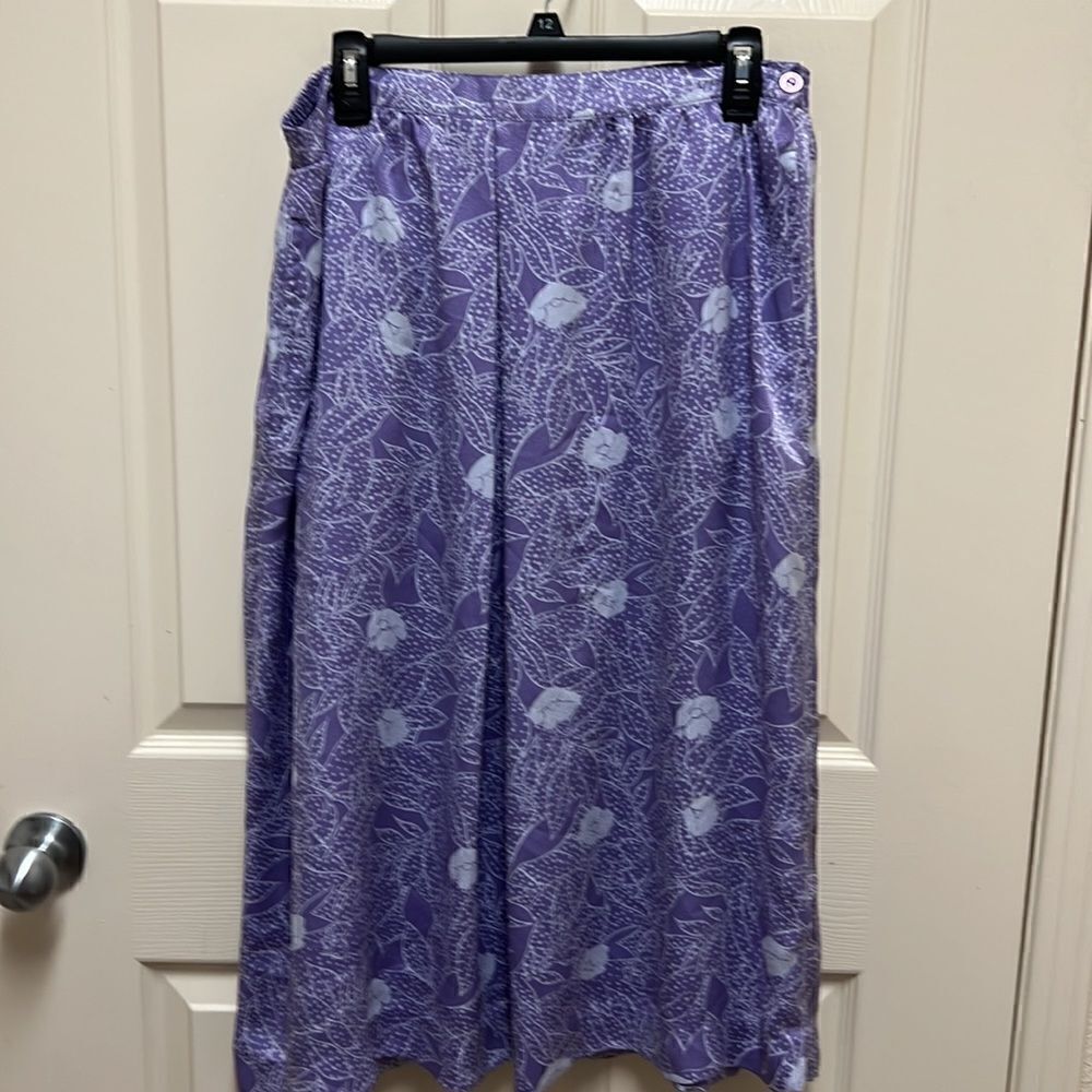 Pykettes blouse and skirt set - Picture 3 of 4